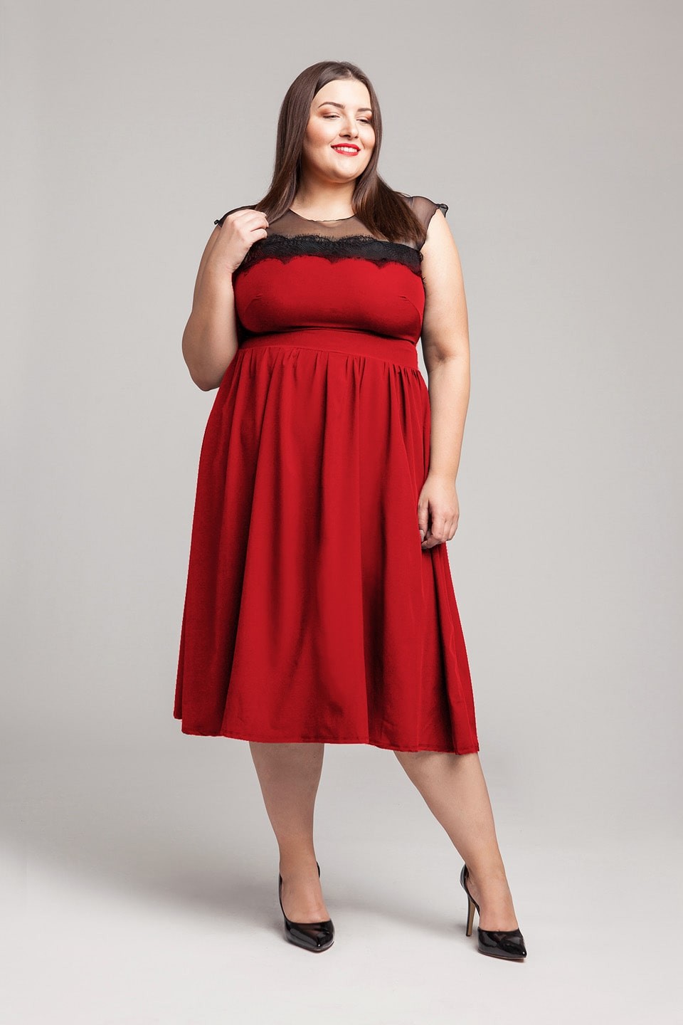 SABRINA RED rozkloszowana sukienka plus size